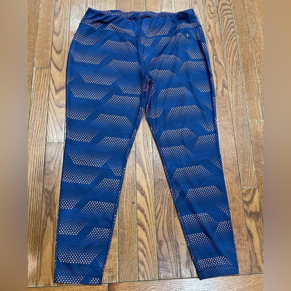 Danskin Now Navy and Coral Polka Dot Leggings - Picture 4 of 10